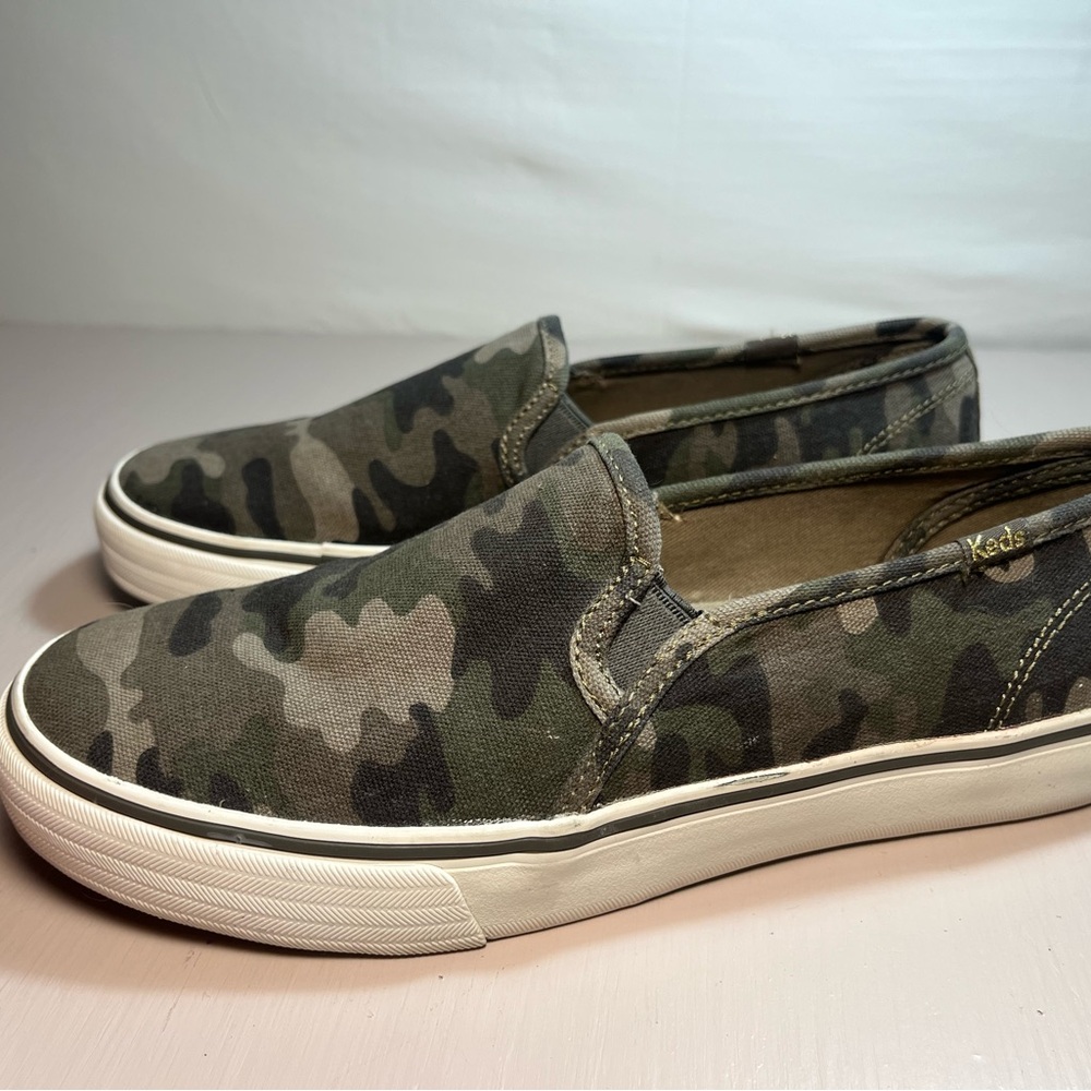 Keds Green Camouflage Slip-On Shoes size 8.5 / 39.5